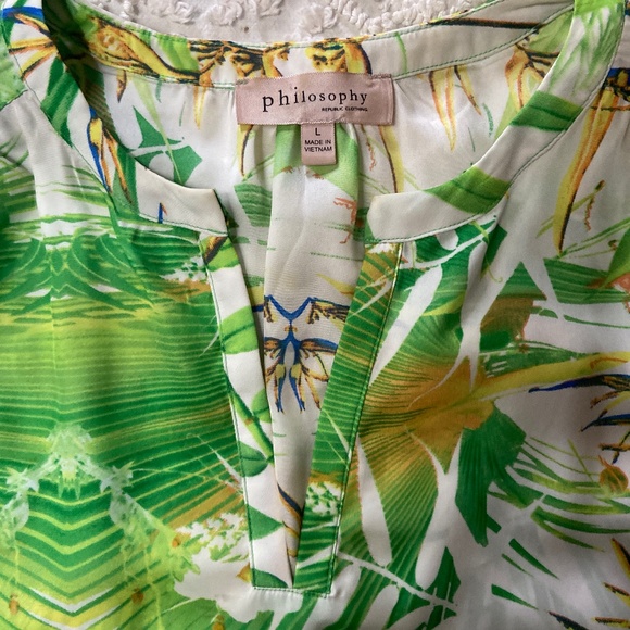 Philosophy women’s tropical print short sleeve top - Picture 3 of 8
